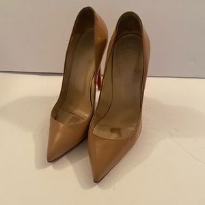 Christian Louboutin Patent Pointed-Toe Red Sole Pump Size 39/9
